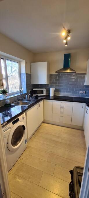 Private 2 Bed Flat Close To Excel & City Airport London Eksteriør billede