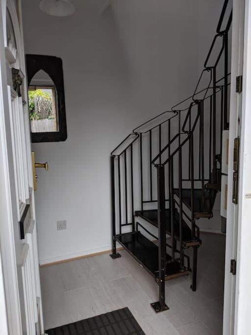 Private 2 Bed Flat Close To Excel & City Airport London Eksteriør billede