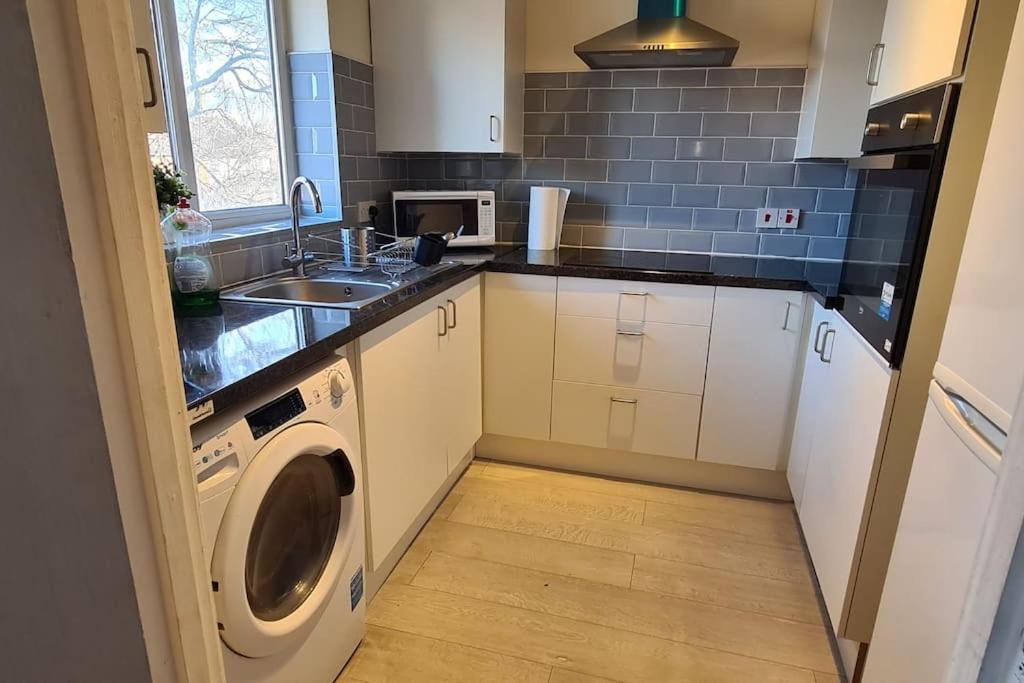 Private 2 Bed Flat Close To Excel & City Airport London Eksteriør billede